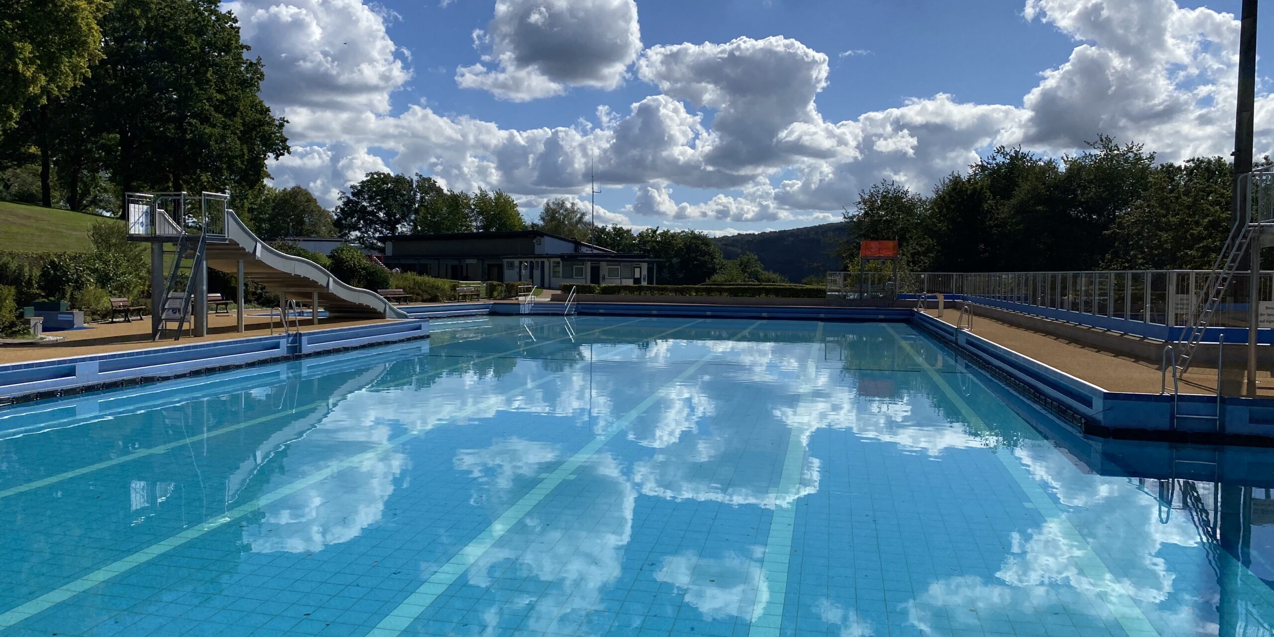 Foto 50-Meter-Becken Panoramabad